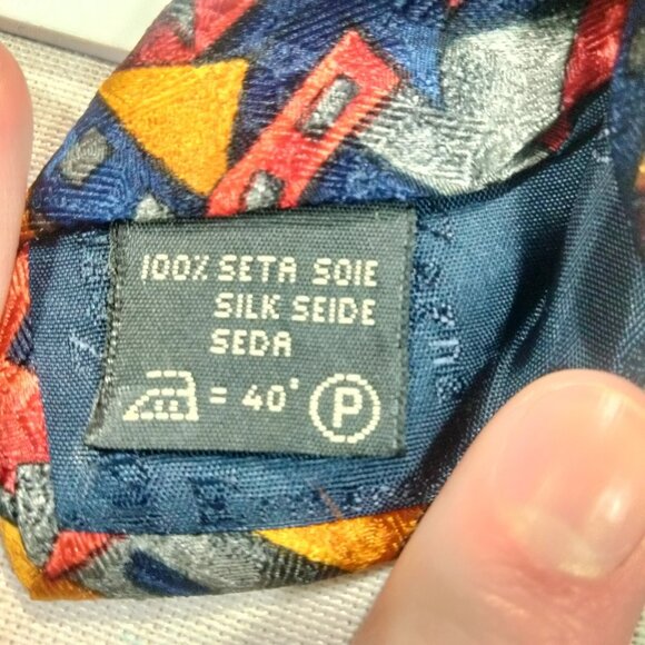 Ermenegildo Zegna 100% Silk Tie Geometric Buildings Vibrant Primary Colors Italy - Picture 5 of 5